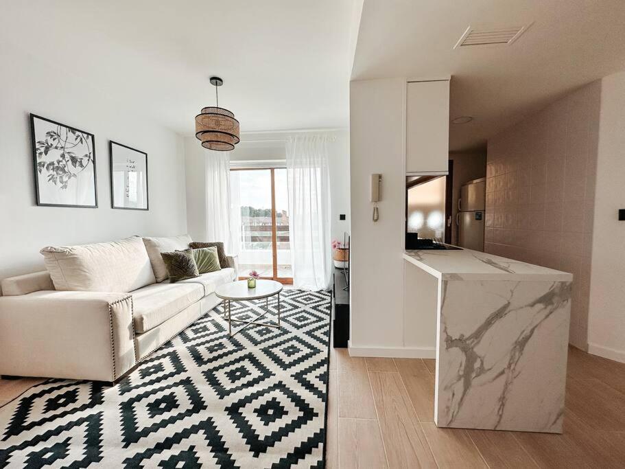 Precioso Apartamento Con Piscina Y Vistas Alicante Kültér fotó